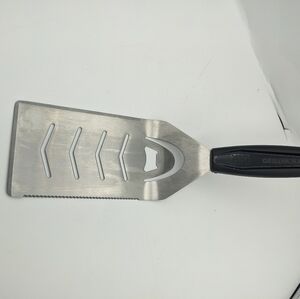 Grill Spatula Stainless Steel Bottle Opener Serrated Edge  Grillworx Pre-owned